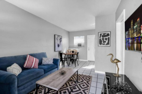 Dania #2 - Cozy 1 Bedroom, 6 minutes to the Ocean with Parking